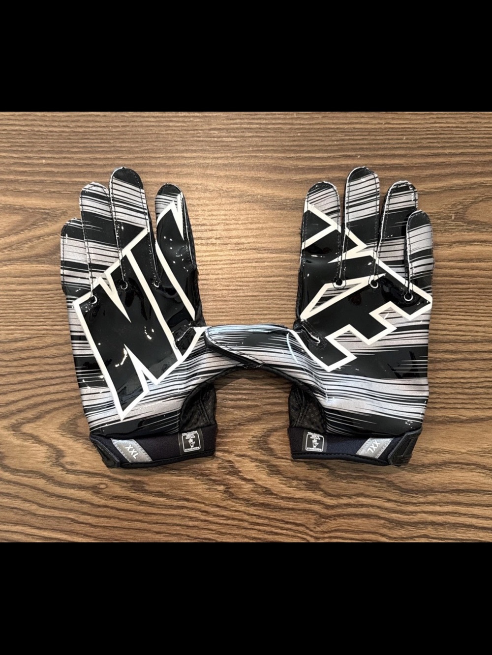 Size 2XL Nike Vapor Jet 3.0 Football Receiver Gloves Black/Grey PGF355-001